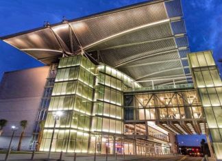 UNITED ARTS EXCEEDS 50% MARK, RAISES OVER $1 MILLION TOWARD $2 MILLION GOAL FOR THE 2019 COLLABORATIVE CAMPAIGN FOR THE ARTS Dr. Phillips Center for the Performing Arts -02 - Copy