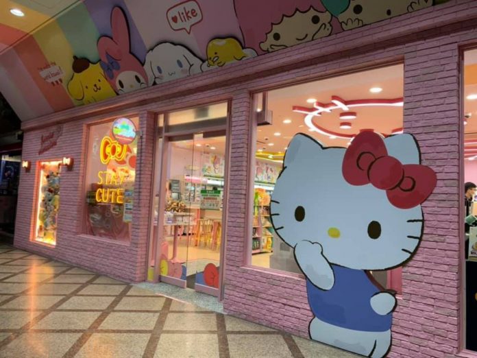 Hello Kitty Cafe_01