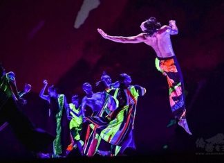 Cloud Gate Dance Theatre to tour ’13 Tongues’ in Taiwan