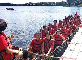 Dragonboat Experience from REACH of Central Florida REACH Dragon Boat team