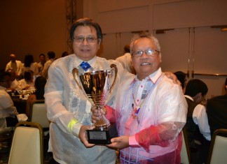 The Alex Esclamado Award for Community Service Alex Esclamado award : Val F Dagani and Romey de la Paz
