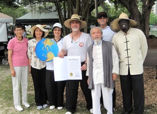 World Tai Chi & Qigong Day Central Florida 2015 Orlando Tai Chi enthusiasts “happy” with the signed proclamation, and to be a part of this “World Wide Event”! Sifu Sam Winters (Organizer) Welcoming all participants to “the event”