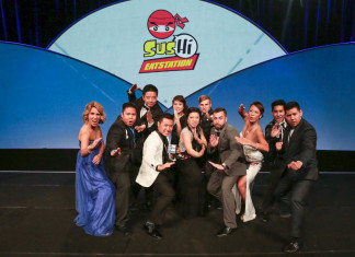 Sus Hi Eat Station wins 1st Place at Bright House Regional Business Awards for Medium Sized Business Sus Hi Eat Station